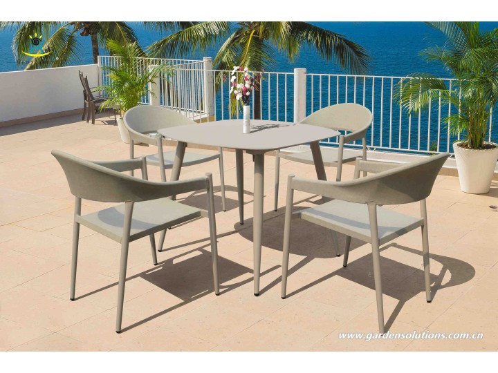 Livia Dining Set